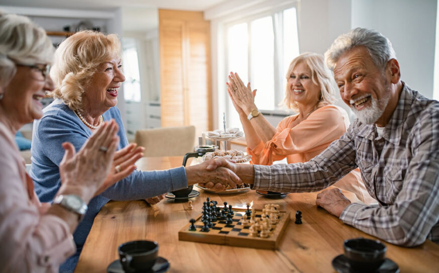 10+ Popular Mind-stimulating Games for Seniors